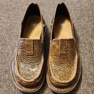 Ariat Cruisers Brown Floral Embossed Leather Loafers 7.5m Like New